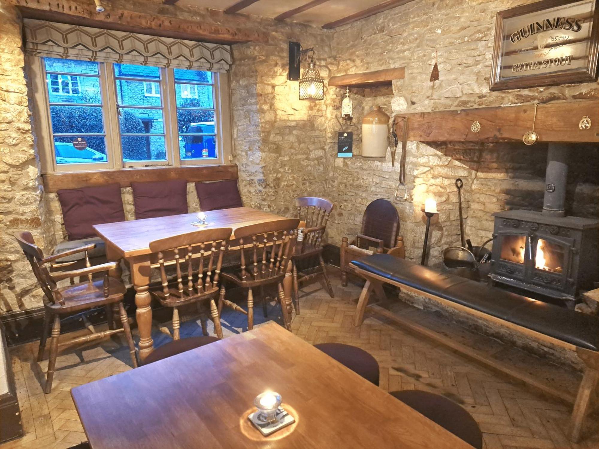 Bed and Breakfast The White Hart Eynsham Екстер'єр фото